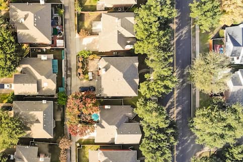 Aerial photo of a residential street in Dallas, Texas.